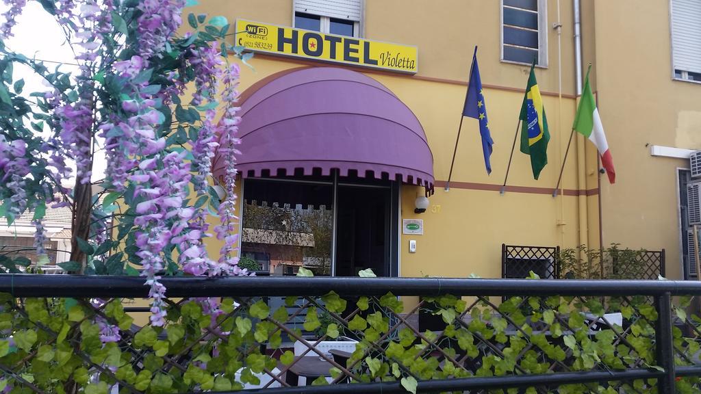 Hotel Violetta Πάρμα Εξωτερικό φωτογραφία