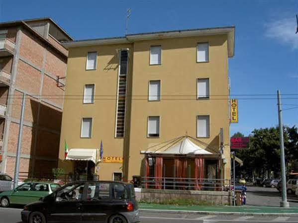 Hotel Violetta Πάρμα Εξωτερικό φωτογραφία