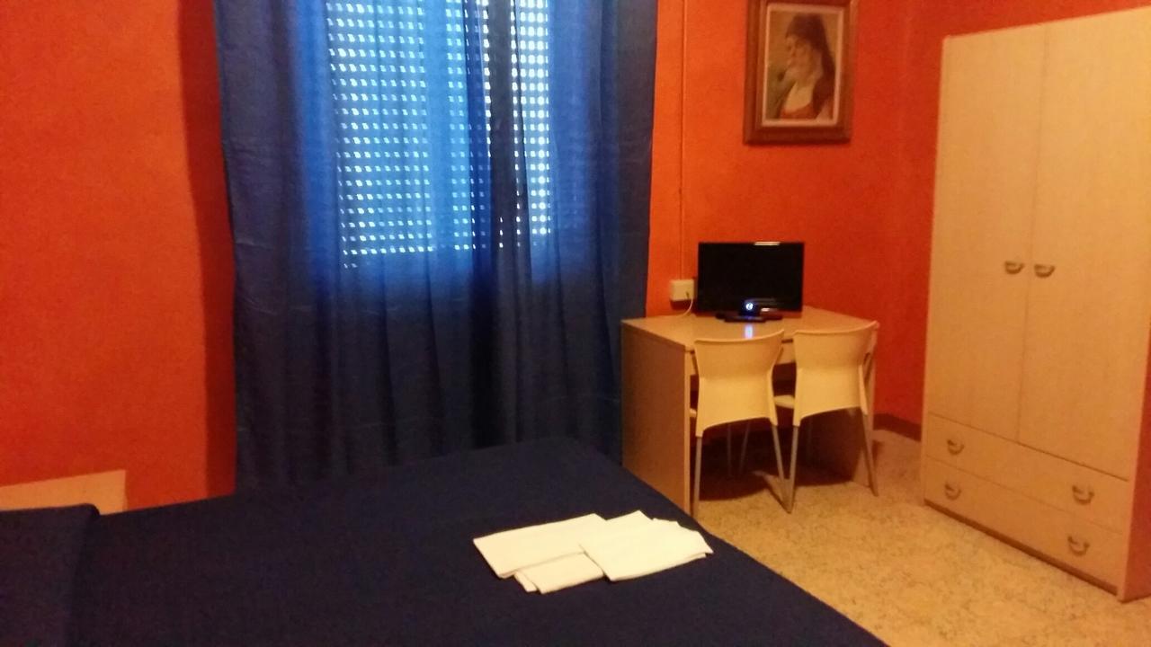 Hotel Violetta Πάρμα Εξωτερικό φωτογραφία
