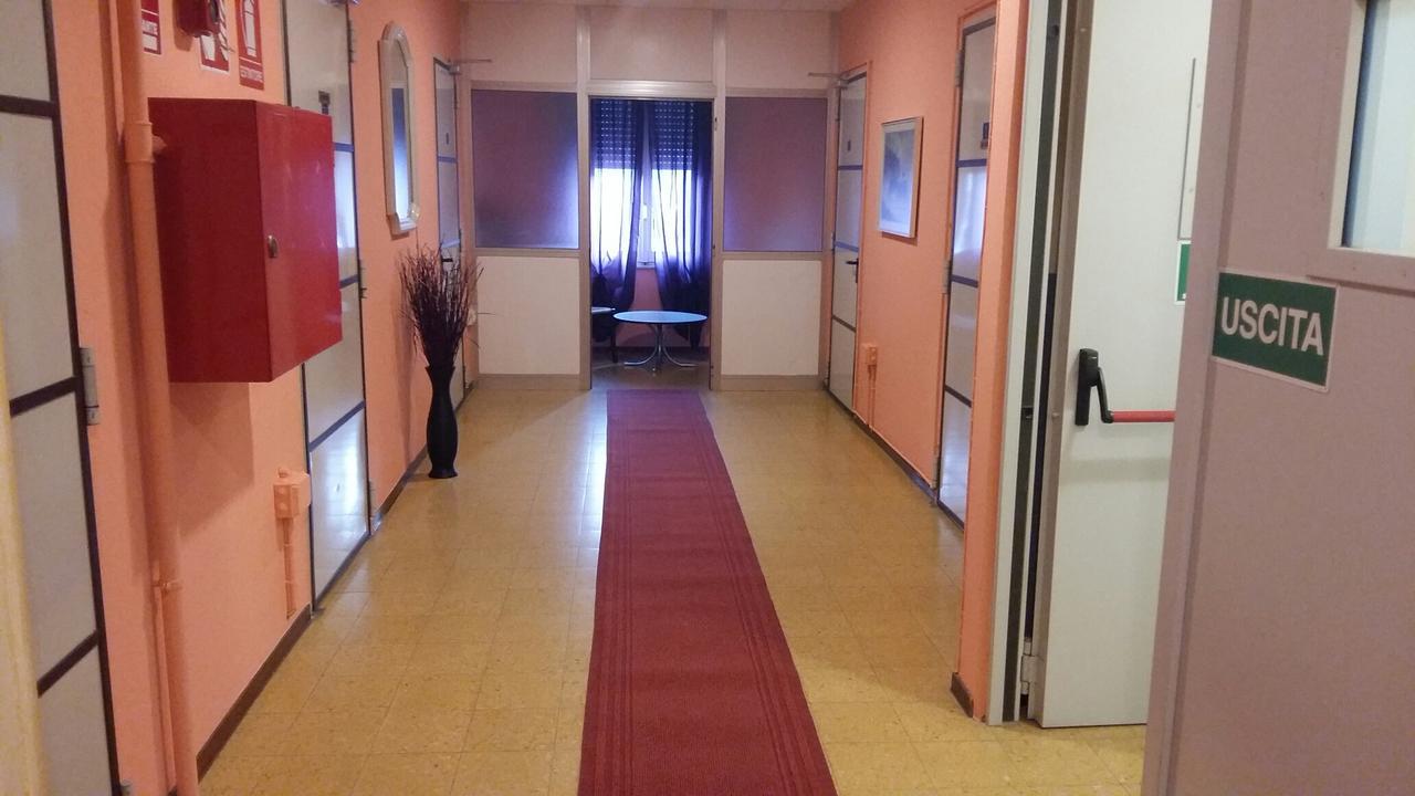 Hotel Violetta Πάρμα Εξωτερικό φωτογραφία